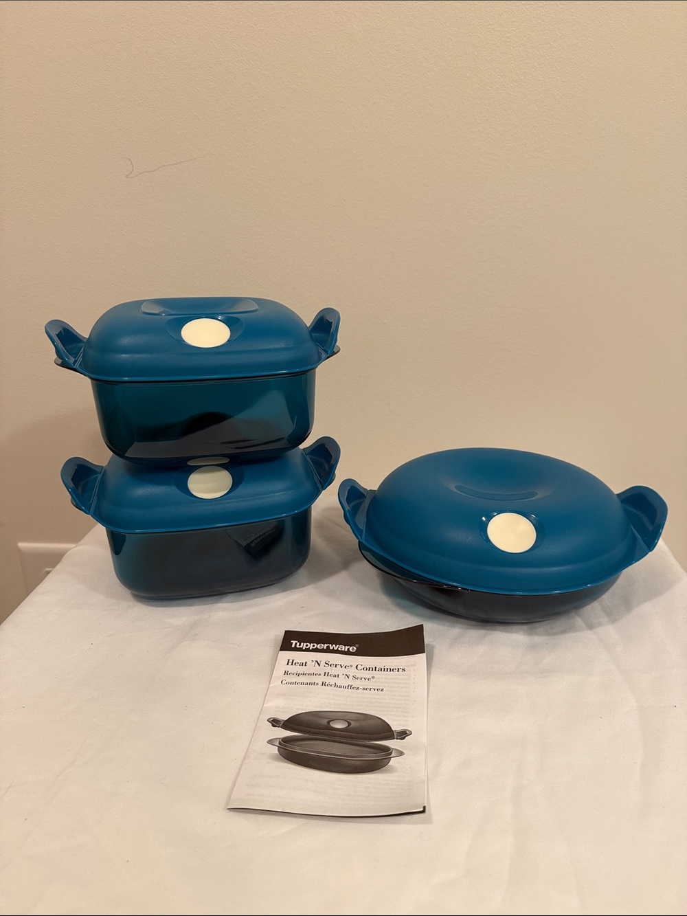 Tupperware Blue Heat 'N Serve Microwave Containers with White Vents